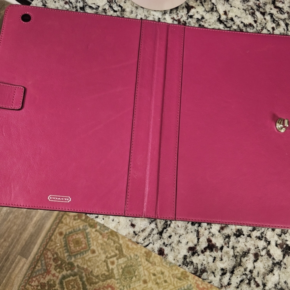 Coach IPad Case - Picture 5 of 5